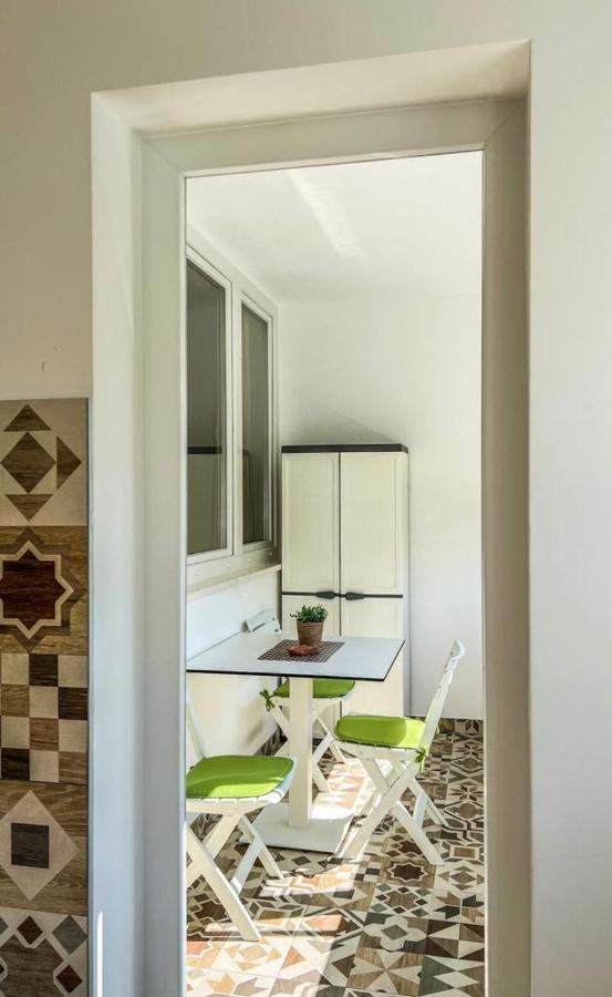 Ladovina Apartamento Split Exterior foto